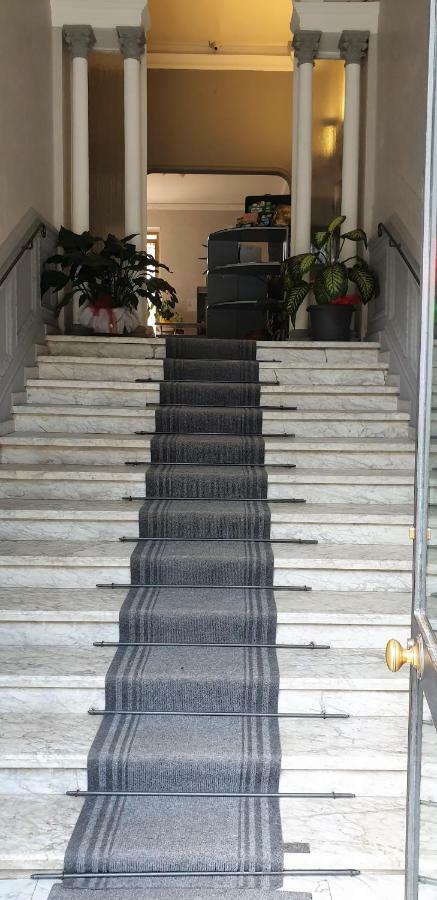 Hotel Bianchi เวียเรจโจ ภายนอก รูปภาพ